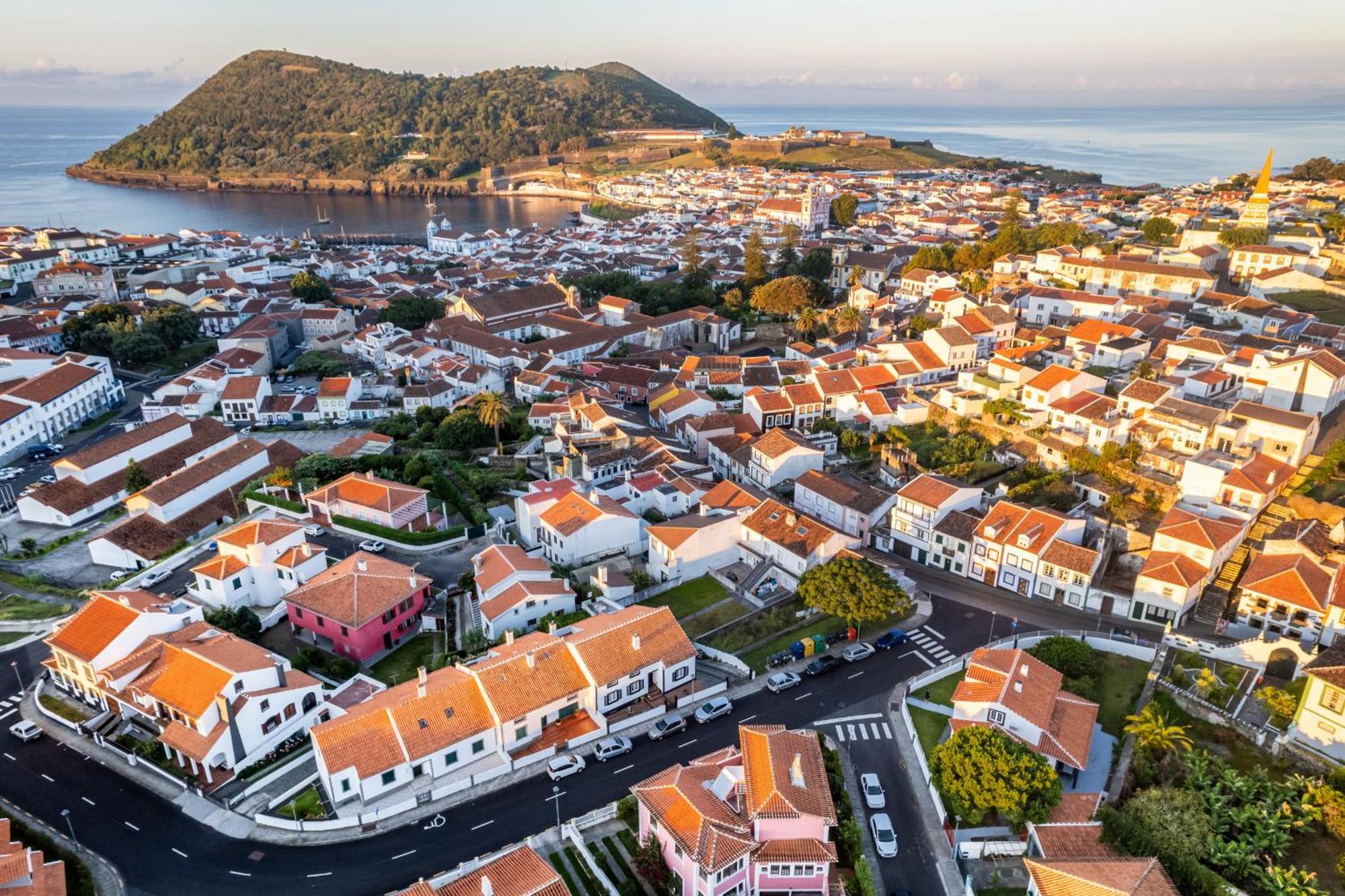 Angra Charming Suites By Seewest Angra do Heroísmo Esterno foto